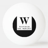Urban Minimalist Wedding | Black Newlywed Monogram Tischtennisball (Vorderseite)