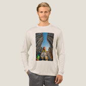 Urban Pulse: City Beats and Concrete Dreams Tri-Blend Shirt (Volle Vorderseite)