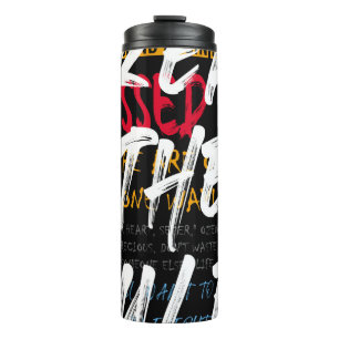 Urbaner Straßenstil Brich die Regeln Slogan-Druck Thermosbecher