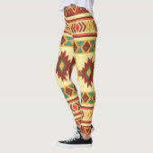 Ureinwohner-Muster: Sonnige Erdtöne Leggings (Links)