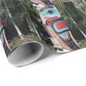 Ureinwohner-Totempfahl, Anchorage, Alaska Geschenkpapier (Rolleneckpunkt)