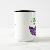 Urho Grasshopper in Tasse mit Weinglas (Zentrum)