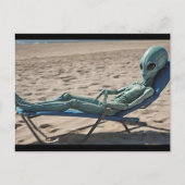 Urlaub Alien am Strand Postkarte (Vorderseite)