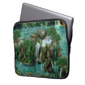 Urlaub am magischen Fantasy-See Laptopschutzhülle (Vorderseite Links)