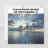 URLAUBSMODUS IN FORTSCHRITTLICHEM KREUZSCHIFF-TÜR- MAGNETEINLADUNG (Vorderseite)