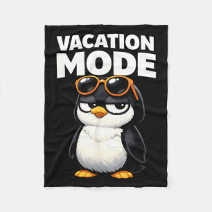 Urlaubsmodus Süßer Pinguin Lustig Niedliches Tier Fleecedecke