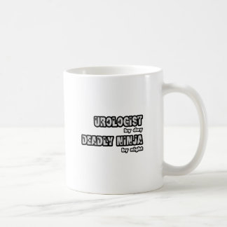 Urologe bei Tag... Tote Ninja bei Nacht Kaffeetasse