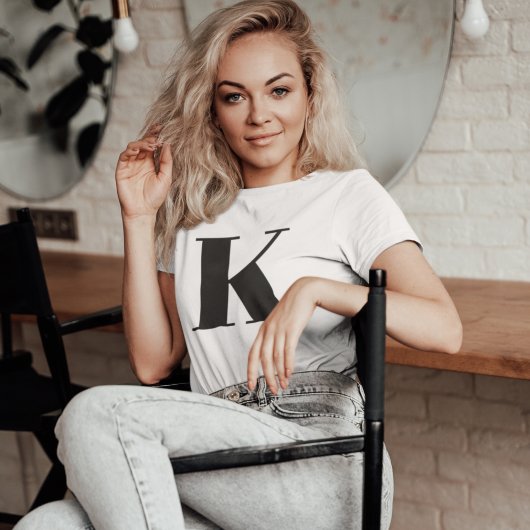 Urschrift | Monogram Modern Stylish Trendy T-Shirt