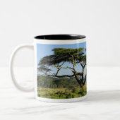 Ursprüngliche Schmutzstraße und Akazienbaum, Nakur Zweifarbige Tasse (Links)