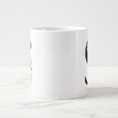 Ursprünglicher Pokal mit dem Buchstaben S und Hübs Jumbo-Tasse (Vorderseite)