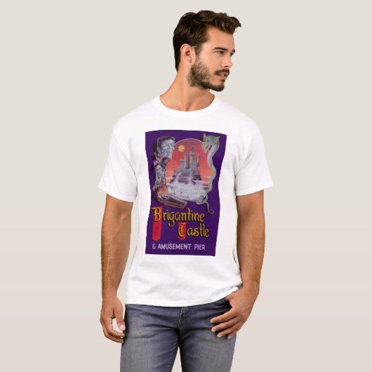 Ursprüngliches Brigantine-Schloss-Plakat T-Shirt (Vorne ganz)