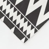 Ursprüngliches Inder Pomo Muster-Schwarz-weiße Fleecedecke (Ecke)