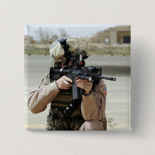 US Air Force Airman übernimmt Sicherheit Button (Vorderseite)