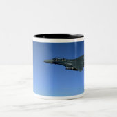 US Air Force F-15E Strike Eagles 2 Zweifarbige Tasse (Mittel)