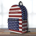 US American Flag Stars Stripes Personalisiert Text Bedruckter Rucksack<br><div class="desc">Sehr cooler Rucksack mit einer US-amerikanischen Flagge inspiriertes Design von US Flagge. Fügen Sie einfach Ihren benutzerdefinierten Text zu personalisieren. Die Zimmer sind groß genug für Bücher, Computer, Sportgeräte und vieles mehr - oder auch als Reise- oder Schlittenbeutel. Ideal für einen Veteranen, Soldaten oder jeden, der die USA Lieben hat....</div>