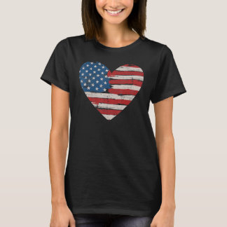 US-amerikanische Flagge Herzunabhängigkeitstag am T-Shirt