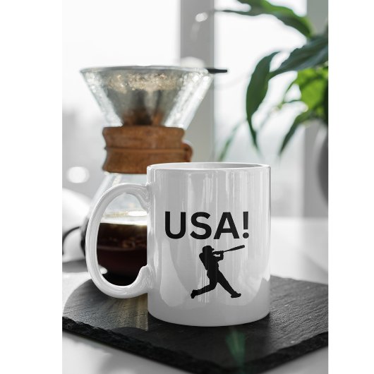 US-Baseballspieler mit Punkt als Kugel Kaffeetasse
