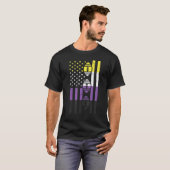 US Flag American Football Nonbinary Enby Nb Pride T-Shirt (Vorne ganz)
