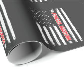 US-Flag: American Funerty Director Proud Mortician Geschenkpapier (Rolleneckpunkt)