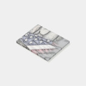US-Flagge gegen die Steinmauer Post-it Klebezettel (angewinkelt)