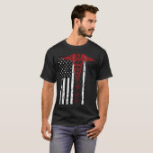 US-Flagge Medizinisches Symbol Black Patriotic Cad T-Shirt (Vorne ganz)