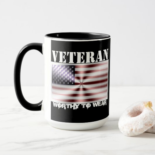 US-Flaggenschild - Veteran - es lohnt sich zu trag Tasse (Mit Donut)
