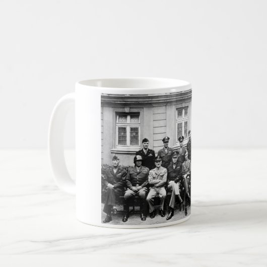 US-Generäle WWII -- Ike, Patton, Bradley Kaffeetasse (Vorderseite Links)