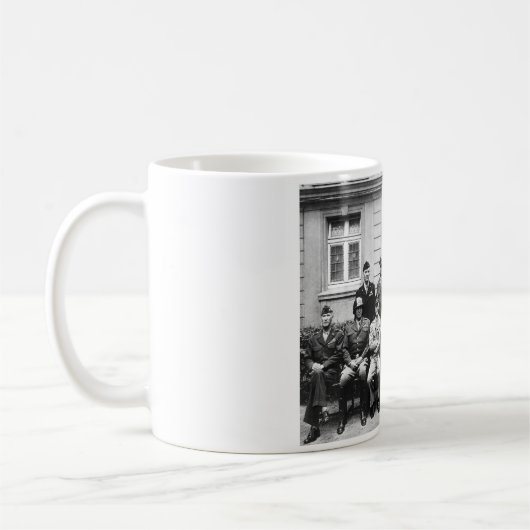 US-Generäle WWII -- Ike, Patton, Bradley Kaffeetasse (Links)