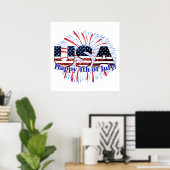 US-Glitzer mit Textflagge Feuerwerk am 4. Juli Poster (Heimbüro)
