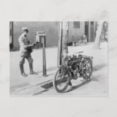 US Mailman & Motorcycle Postkarte (Vorderseite)