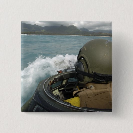 US-Marine fährt ein amphibisches Angriffsfahrzeug Button (Vorderseite)