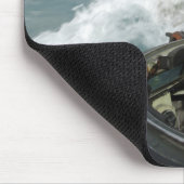 US-Marine fährt ein amphibisches Angriffsfahrzeug Mousepad (Ecke)