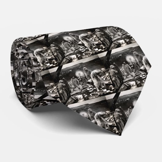 US-Marines des Zweiten Weltkriegs über Iwo Jima Krawatte (Gerollt)