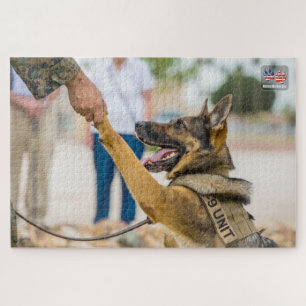 US-MILITÄRISCHER ARBEITHUND (20 x 30 Zoll) Puzzle