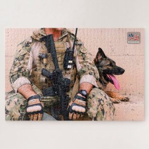 US-MILITÄRISCHER ARBEITHUND (20 x 30 Zoll) Puzzle