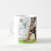 US-MILITÄRISCHER ARBEITSHUND KAFFEETASSE (Vorderseite Links)