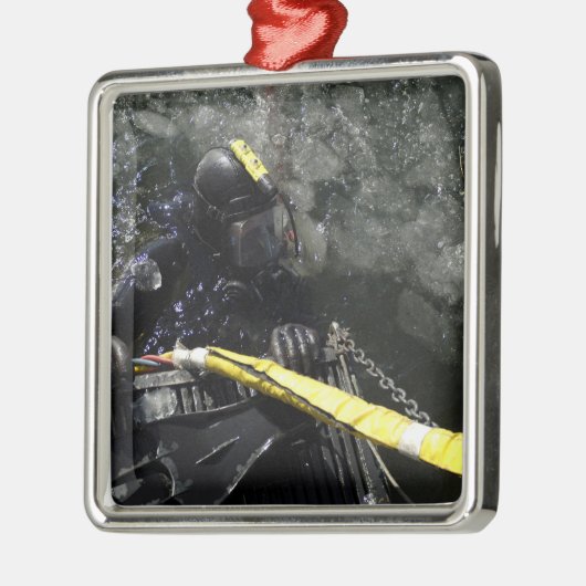 US Navy Diver startet seinen Tauchgang Silbernes Ornament (Links)