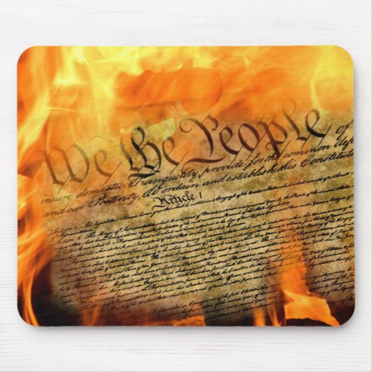 US-Verfassung in Flammen Mousepad (Vorne)