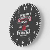 US Veteran Humor Retired Soldier Große Wanduhr (Winkel)