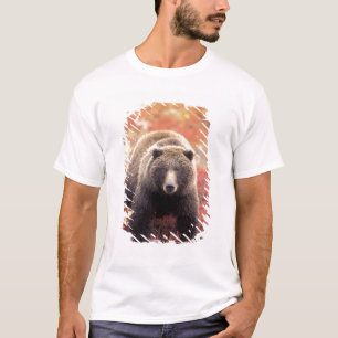 USA, Alaska, Denali NP, weiblicher Grizzlybär T-Shirt