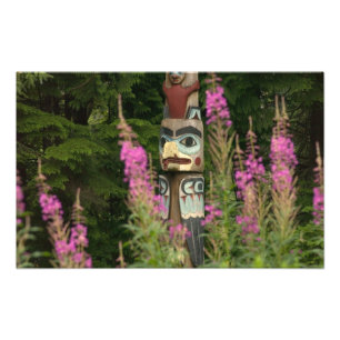 USA, Alaska, Ketchikan, Totem Bight State Fotodruck