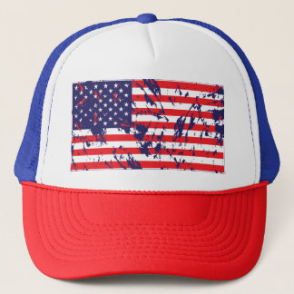 USA - Amerikanische Flagge in einem gestörten Must Truckerkappe