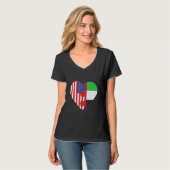 USA and Arab Emirates Flags Heart T-Shirt (Vorderseite Vollansicht)