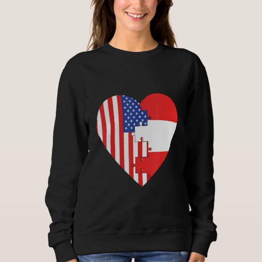 USA and Austria Flags Heart Sweatshirt (Vorderseite)