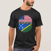 USA And Solomon Islands Flags Yes I'm Both Of The T-Shirt (Vorderseite)