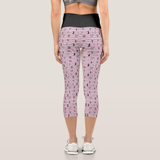 USA Archery Silhouette Pattern Capri Leggings (Rückseite)