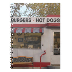 USA, Arizona, Bisbee: Schattiges Dell-Motel, alle Notizblock