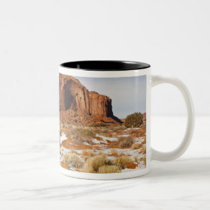 USA, Arizona, Monument Valley Navajo Tribal Zweifarbige Tasse