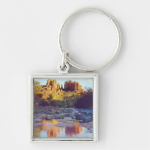 USA, Arizona, Sedona. Cathedral Rock spiegelt sich Schlüsselanhänger