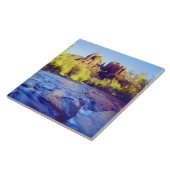 USA, Arizona, Sedona. Kathedrale Rock reflektiert  Fliese (Seite)